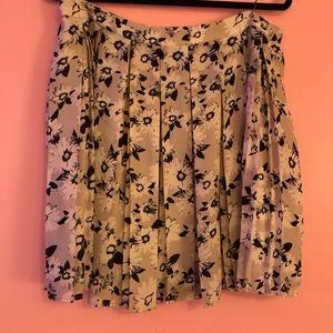 Banana Republic pleated Skirt